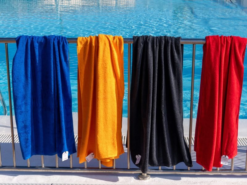 XXL Strandlakens bij zwembad